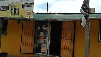 Almacén R y M - 15300 La Floresta