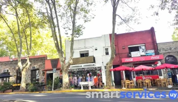 Artesanias del Uruguay y Shop - 70000 Col. Del Sacramento