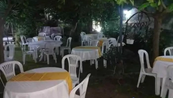 El Lugar - 15600 Pando