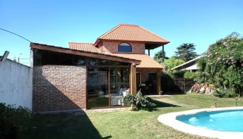 El Postigo Casa Campestre - Av. Carlos Racine