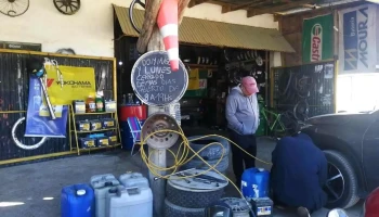 Gomeria Durán Tienda de repuestos auto, moto y bicicletas - La Barra