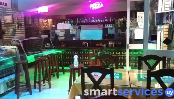 Johnnie's Bar y Restaurante - 40000 Rivera
