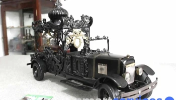 Museo de réplicas en miniatura - 30000 Minas