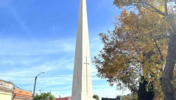 Obelisco de Treinta y Tres - Manuel Meléndez