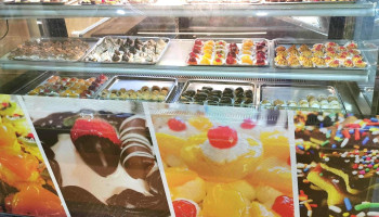 Panadería Confitería Covadonga - 11300 Montevideo
