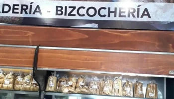 Panadería Los Tres Mosqueteros - 11900 Montevideo