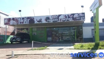 Panadería y Confitería J Y L - 12300 Montevideo