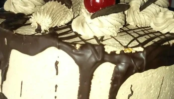 Panadería y Confitería La Diferencia - 18 De Julio
