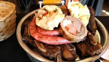 Parrillada Los Navarro - Av Dr Luis Alberto De Herrera