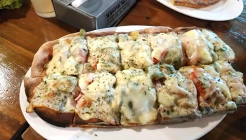 Pizzería La Bigornia - 80100 Libertad