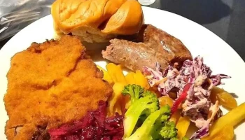 Restaurant El Patio de Clarita - Av. Sarandí 526
