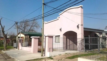 Salon Del Reino De Los Testigos De Jehová - 18 De Julio