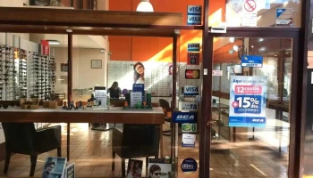 Varese Hnos Óptica y Joyería - Salto