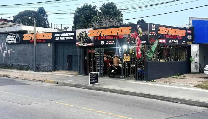 327 Motos Repuestos - 12900 Montevideo