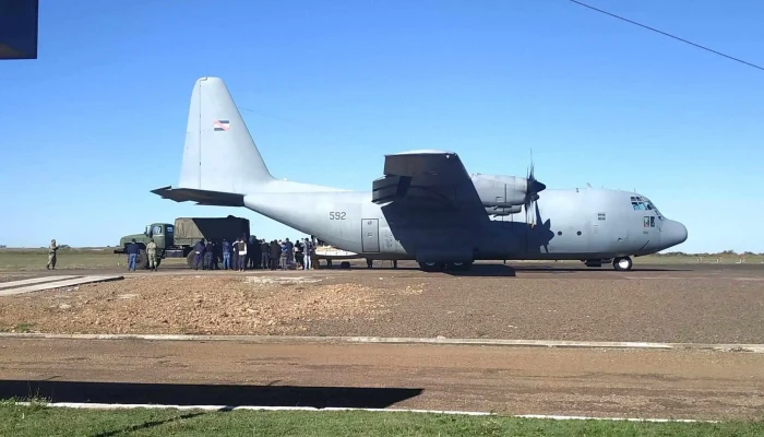 Aeropuerto Internacional De Artigas -  Aeronave De Ala Fija - Artigas