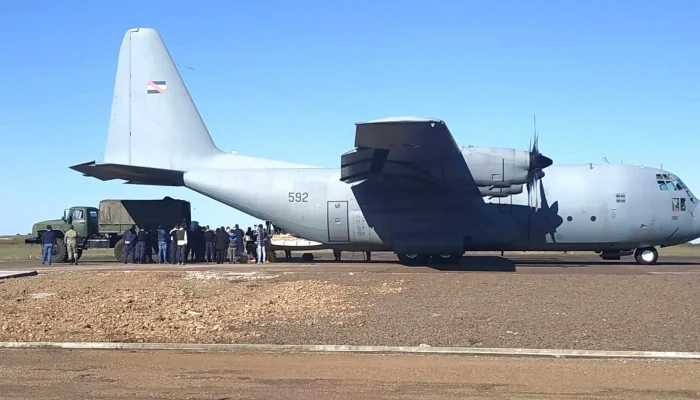 Aeropuerto Internacional De Artigas -  Numero - Artigas
