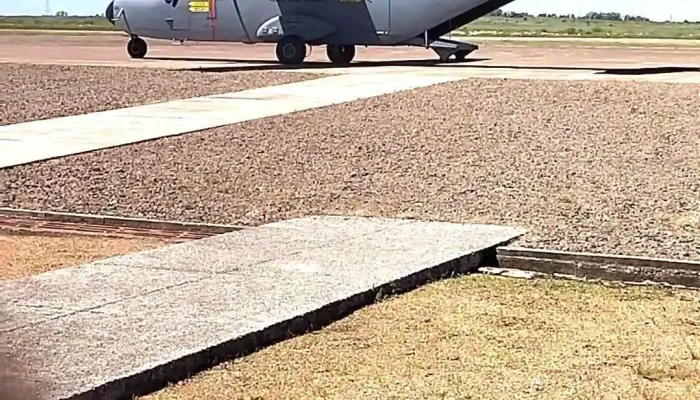 Aeropuerto Internacional De Artigas -  Videos - Artigas