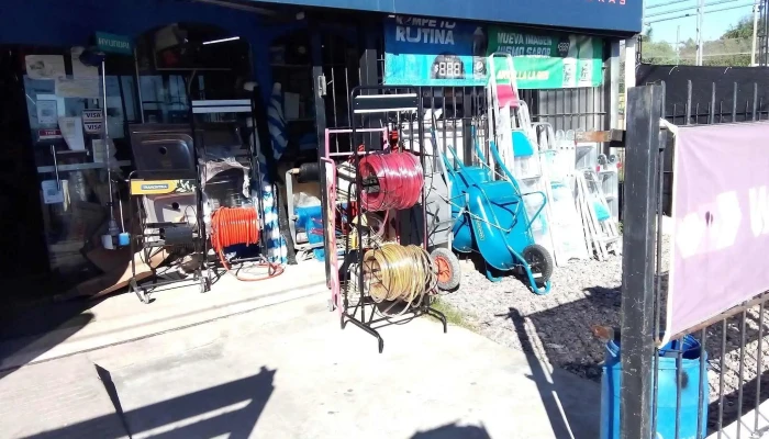 Almacén y Ferretería El Gallo - 15500 Barros Blancos