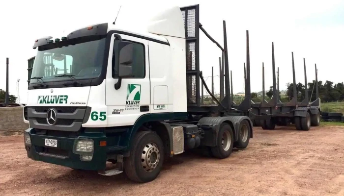 Ameriland S.a. (Kluver Transporte & Logistica) - Mercedes