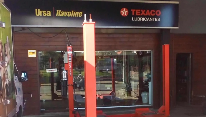 Auto Punto -  Gomeriaalineacion Lubricentroneumaticosfiltrosbaterias Numero - punta del este