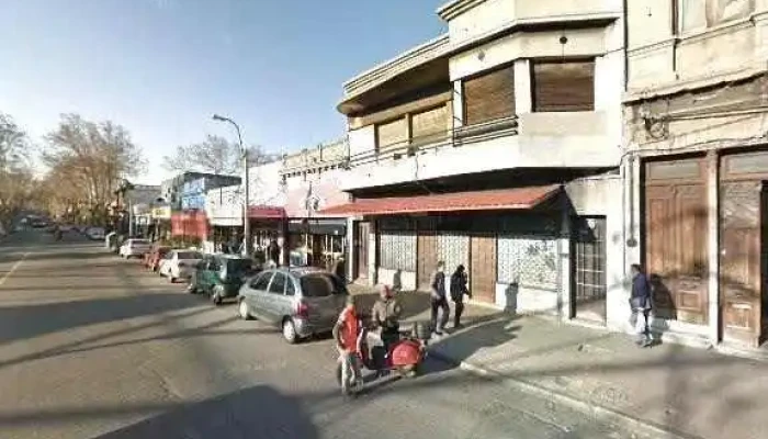 Av Gral Flores Y Domingo Aramburu Zona - Montevideo