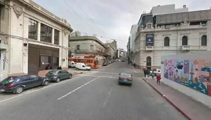 Av Uruguay Y Ciudadela Instagramdeg - Montevideo
