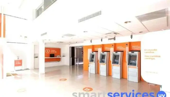 Banco Itau Agencia Puerto Del Buceo Del Propietario - Montevideo