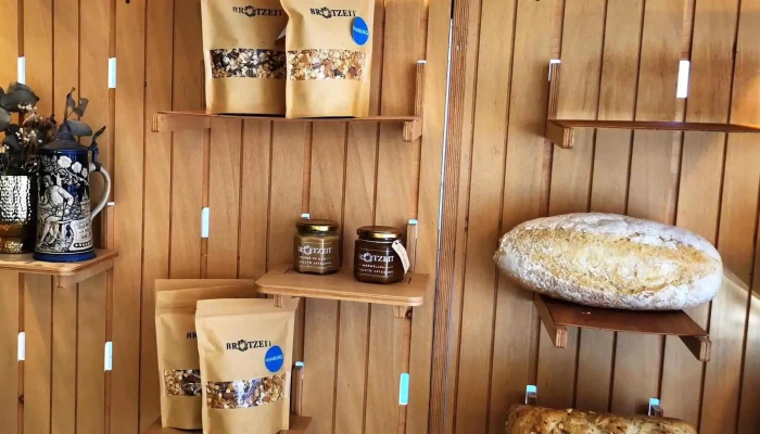 Brotzeit -    Tu Panaderia Alemana Horario - Montevideo