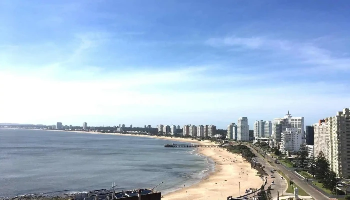 Bus -    0070 Sitio Web - Punta del Este