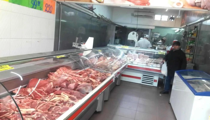 Carnicería “La Riojana” - Av. José Belloni