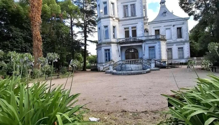 Castillo Idiarte Borda -  Jardin - Montevideo