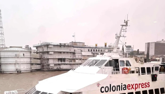 Colonia Express - Montevideo