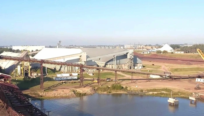 Corporacion Navios -  Abierto Ahora - Nueva Palmira