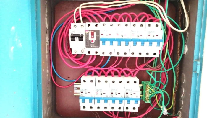 Electricista con firma aprobada por Ute, Diego Rodríguez - Montevideo