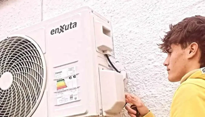 Electro Reparaciones -  Cardona Service Oficial Enxuta Electricista - Cardona