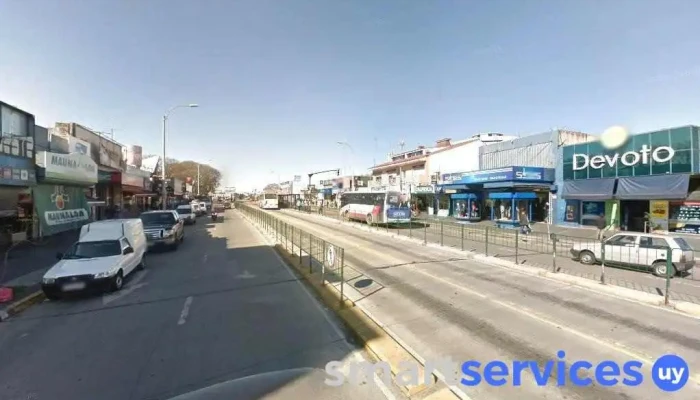 Erika’s - 12400 Montevideo