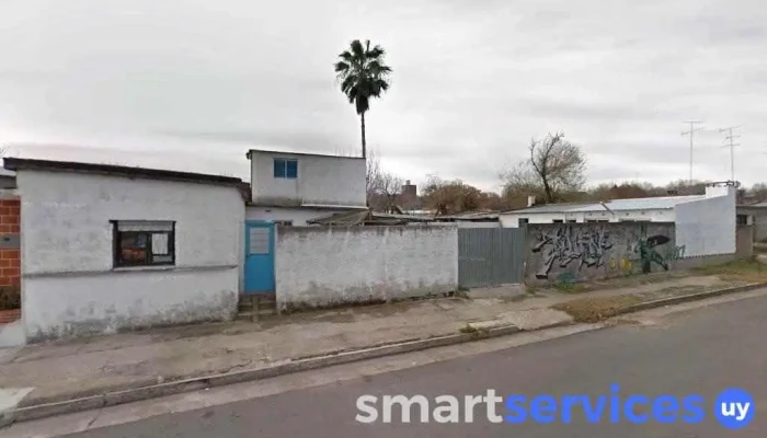 Escritorio Luis Eduardo Burgues - Durazno