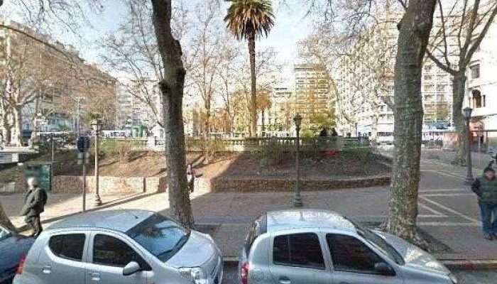 Ex Cine Plaza Y Central -  Numero - Montevideo