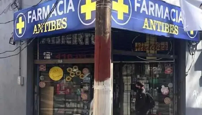 Farmacia Antibes -  Farmacia - Montevideo