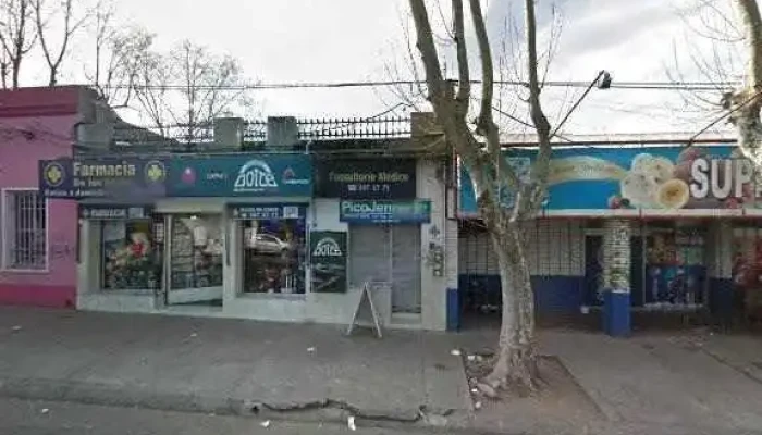 Farmacia De Los Santos -  Farmacia - Montevideo