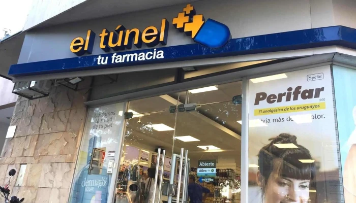 Farmacia El Tunel Suc N3 Del Propietario - Montevideo