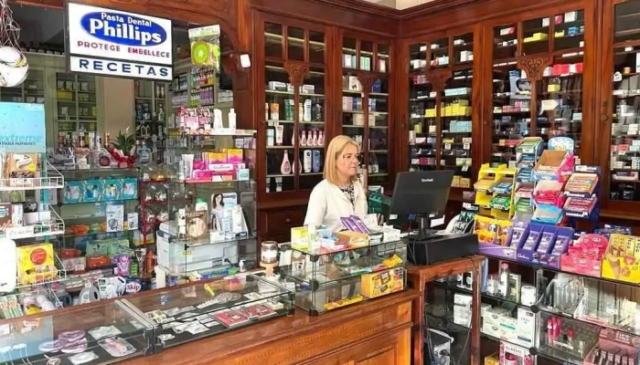 Farmacia Libertad -  Farmacia - Montevideo