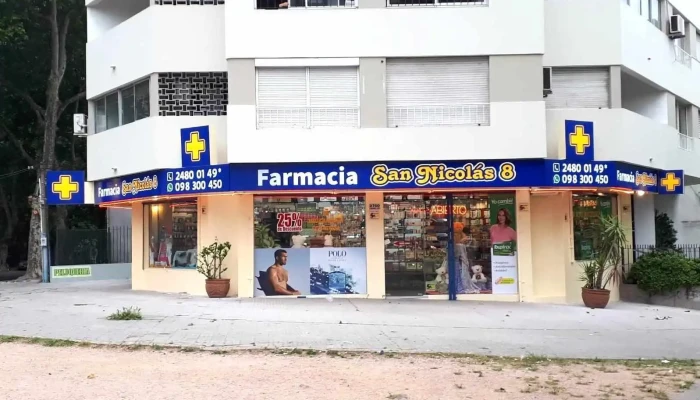 Farmacia San Nicolas 8 Del Propietario - Montevideo