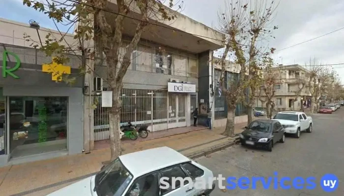 Farmacia Sanfer I - Treinta Y Tres