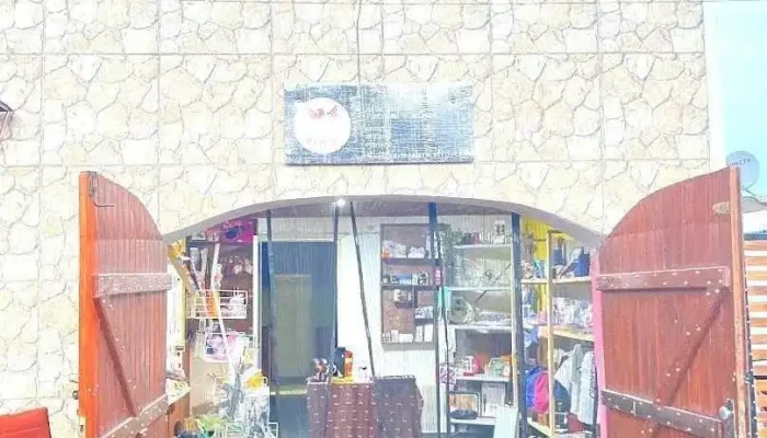Fenix ( regaleria y perfumería) - San Ramón