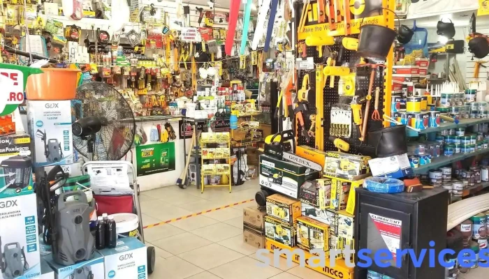 Ferreteria Lussich - Av. Antonio Lussich