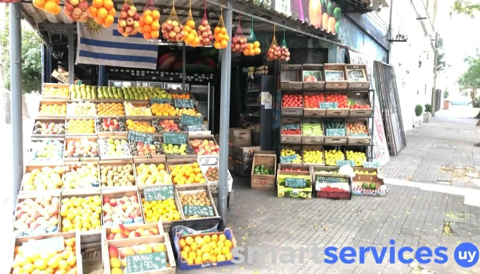 Frutería 21 - 11300 Montevideo
