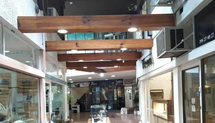 Galeria Roma -  Telefono - Montevideo
