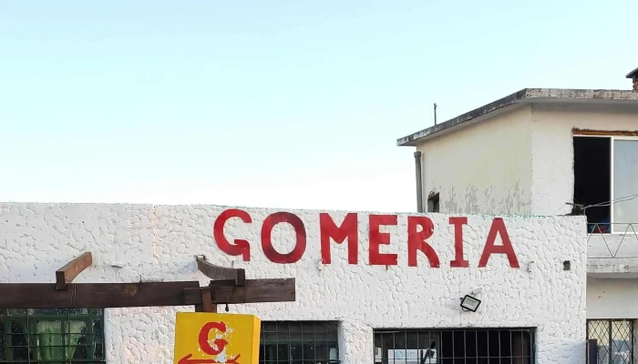 Gomeria La Vieja Escuela Sitio Web - Ciudad de la Costa