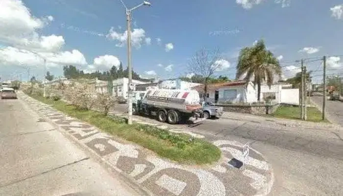 Gomeria Los Cascos Abierto Ahora - rivera